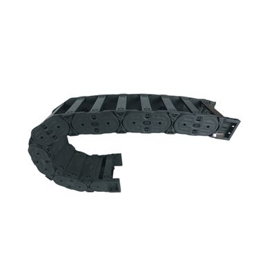 Un bon prix. Conception légère de chaîne porte-câbles en plastique / Chenille porte-câbles pour machines-outils en ligne